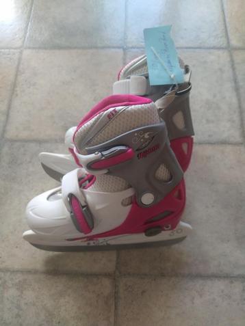 Mooie meisjes hoky schaatsen 30/34 beschikbaar voor biedingen