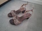 Leuke open schoen met hak, Ophalen of Verzenden, Schoenen met hoge hakken, Grijs, Gedragen