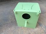Plastic broedkastje 2 x, Ophalen of Verzenden, Zo goed als nieuw, Kooi-accessoires