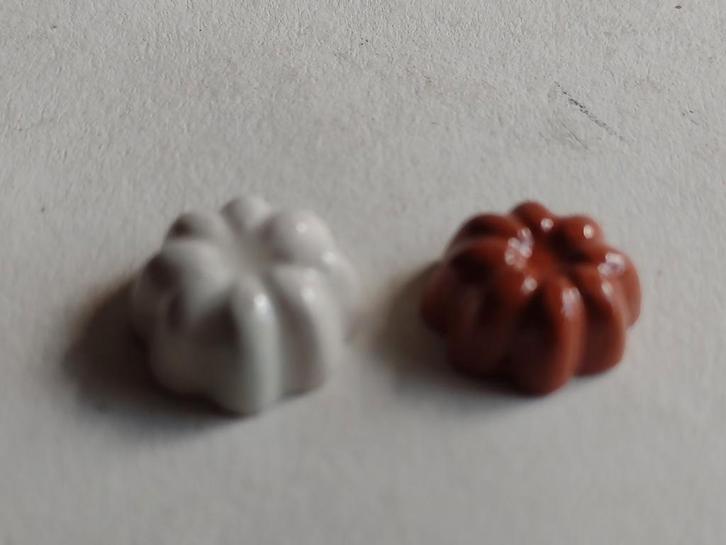 miniatuur puddingvorm in 2 vormen en kleuren / Fennicole, Verzamelen, Poppenhuizen en Toebehoren, Nieuw, Gebruiksvoorwerp, Ophalen