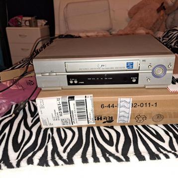 Dvd + Audio + Stereo spul te Koop  beschikbaar voor biedingen