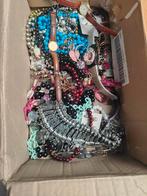 Vintage Sieraden Collectie, Overige materialen, Gebruikt, Overige kleuren, Met bedels of kralen