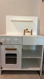 Gratis ophalen kinderkeukentje | petite amelie, Kinderen en Baby's, Speelgoed | Speelkeukens, Ophalen, Gebruikt, Hout, Speelkeuken