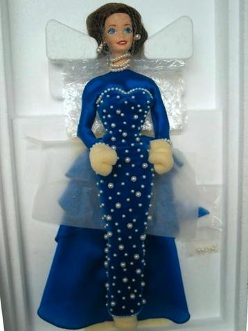Barbie evening pearl nrfb porselein.  Zeer zeldzaam beschikbaar voor biedingen