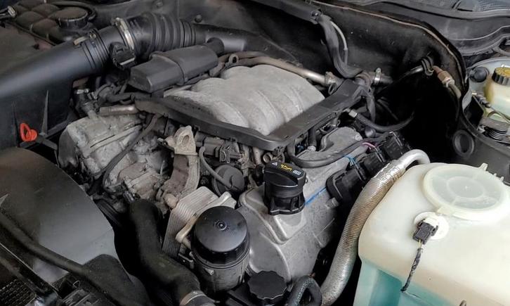 M112 motorblok E280 /C280 2.8 V6, Auto-onderdelen, Motor en Toebehoren, Mercedes-Benz, Gebruikt, Ophalen