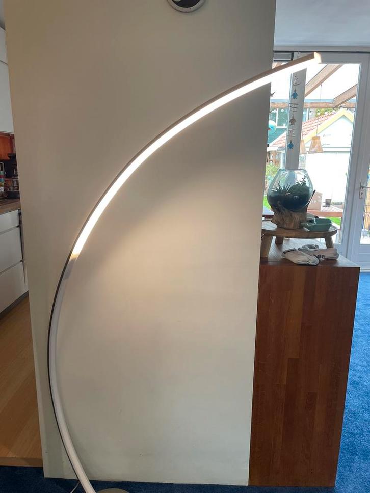 Stalamp LED aluminium, Huis en Inrichting, Lampen | Vloerlampen, Gebruikt, 150 tot 200 cm, Metaal, Ophalen of Verzenden