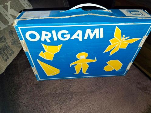 Origami Koffer met Boeken en Materialen, Hobby en Vrije tijd, Knutselen, Gebruikt, Knutselwerk, Ophalen of Verzenden