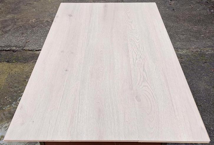 61m2 Balterio licht eiken laminaat 4V-groef. Opgestapeld., Huis en Inrichting, Stoffering | Vloerbedekking, Zo goed als nieuw