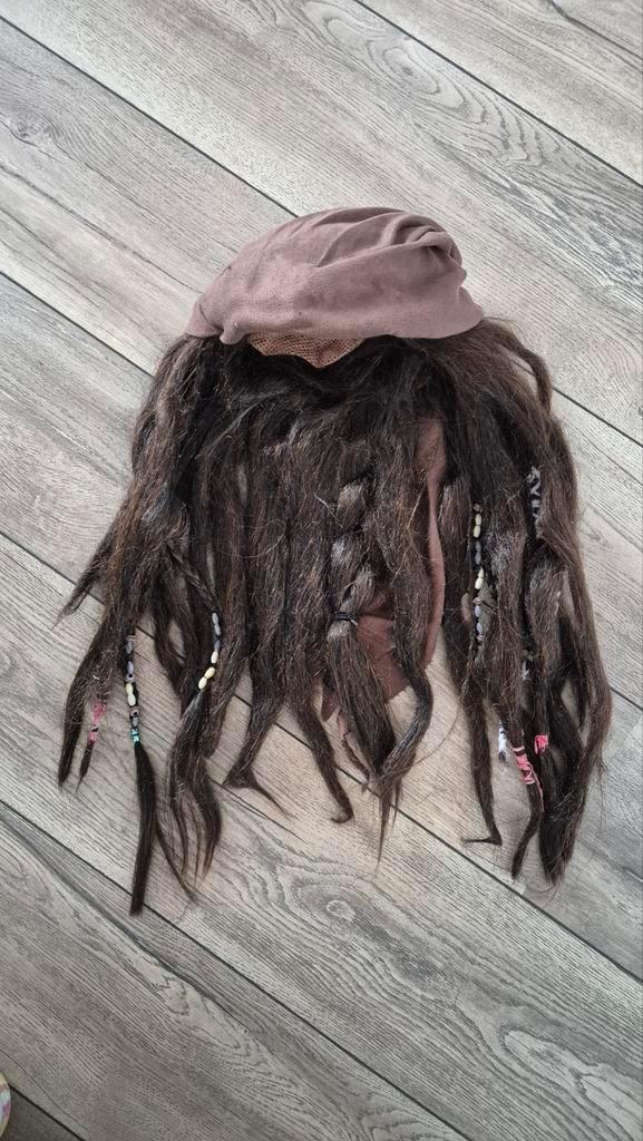 Jack Sparrow pruik, Hobby en Vrije tijd, Kostuums, Theaterbenodigdheden en LARP, Zo goed als nieuw, Accessoires, Ophalen of Verzenden