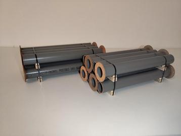 Lading met buizen  beschikbaar voor biedingen