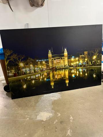 Prachtige print van het Rijksmuseum At night. 220x145 beschikbaar voor biedingen
