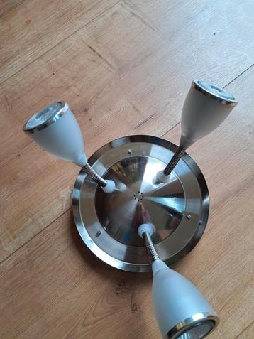 Ikea Plafondlamp met 3 Spots beschikbaar voor biedingen