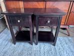 2 donker houten nachtjes met lades en gouden handgreep, Ophalen, Gebruikt, 45 tot 65 cm, 55 tot 70 cm