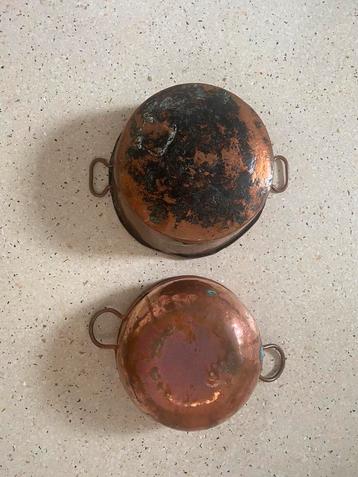 Koperen pannen antiek beschikbaar voor biedingen