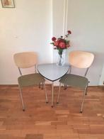 Twee Vintage stoelen retro, Huis en Inrichting, Stoelen, Ophalen, Twee, Overige kleuren, Zo goed als nieuw