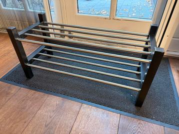 TJUSIG schoenenrek zwart – 79x32x37 cm beschikbaar voor biedingen