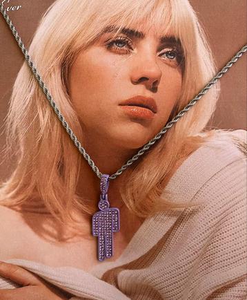 Paarse Blohsh Ketting beschikbaar voor biedingen