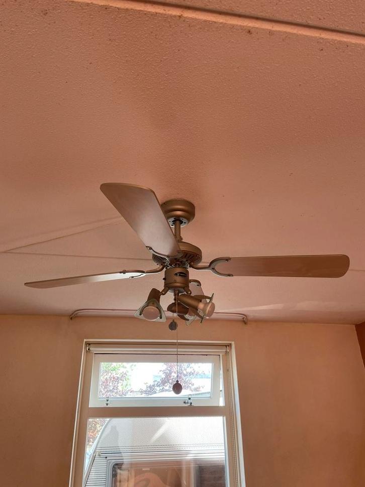 Westinghouse plafondventilator met verlichting, Huis en Inrichting, Lampen | Plafondlampen, Zo goed als nieuw, Ophalen of Verzenden