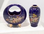 2 Blauwe Japanse vaasjes, Overige kleuren, Aardewerk of Porselein, Ophalen of Verzenden, Zo goed als nieuw