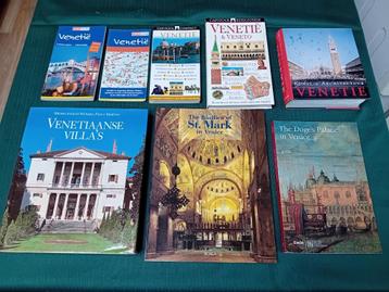 Venetie boeken. beschikbaar voor biedingen