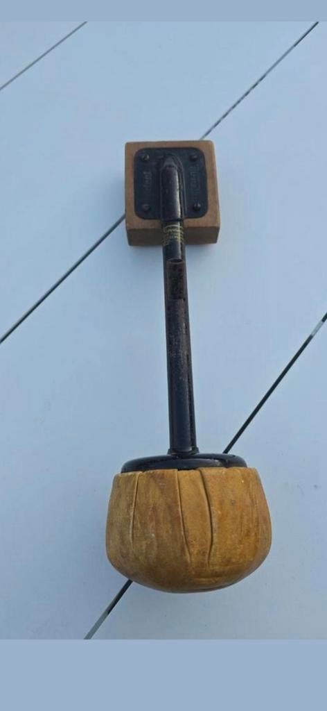 ANTIQUE COLLECTIBLE CARPĒT KNEE KICKER STRETCHER 1930S, Antiek en Kunst, Ophalen of Verzenden