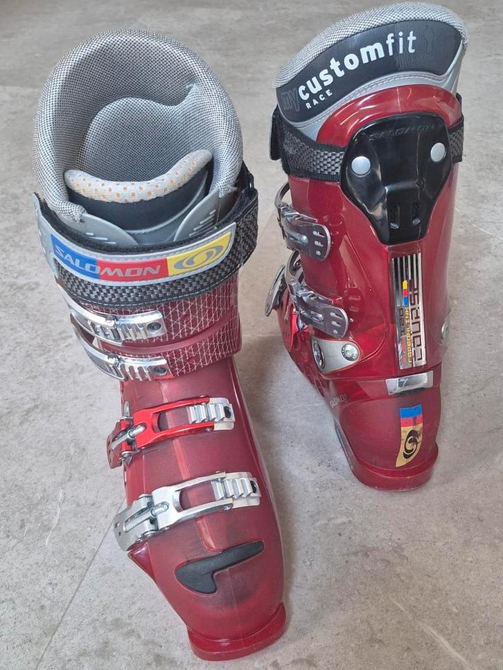 SALOMON COURSE 120, RED skischoenen 27.5 voor schoenmaat 41, Sport en Fitness, Skiën en Langlaufen, Gebruikt, Schoenen, Skiën