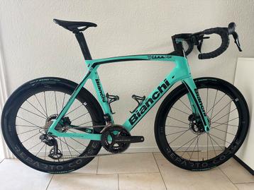 Bianchi Oltre XR4 Dura Ace di2, reparto corse wielset, disc beschikbaar voor biedingen