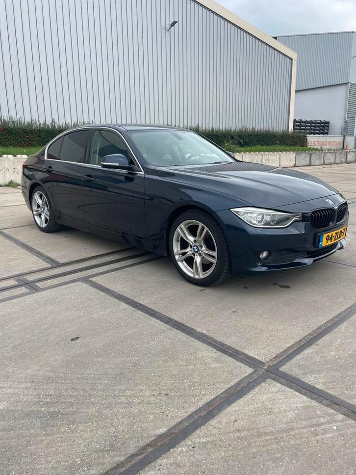 BMW 3-Serie 1.6 320I 125KW EDE 2013 Blauw, Auto's, BMW, Particulier, ABS, Adaptieve lichten, Airbags, Airconditioning, Alarm, Bluetooth