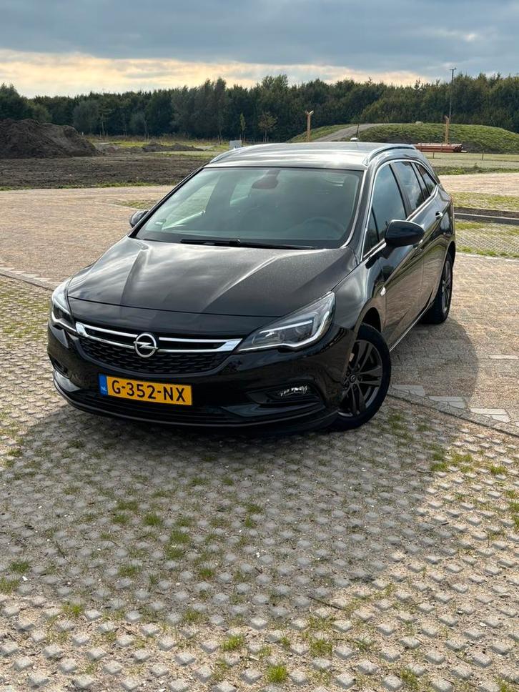 Opel Astra sportstourer1.0 Turbo 105pk Start/stop 2019 Zwart, Auto's, Opel, Particulier, Astra, Benzine, Stationwagon, Handgeschakeld
