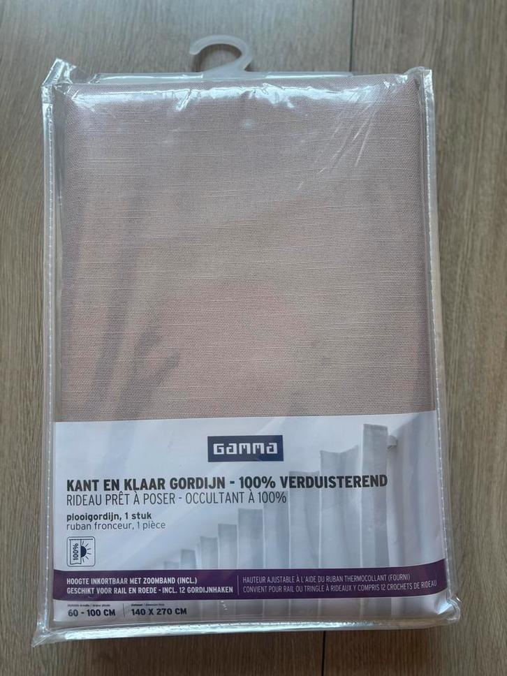 Kant en klaar gordijn - 100% verduisterend, Huis en Inrichting, Stoffering | Gordijnen en Lamellen, Nieuw, Ophalen