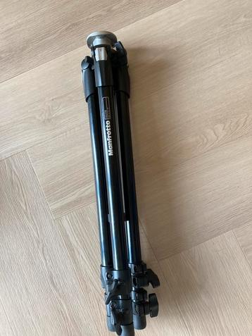 Statief manfrotto beschikbaar voor biedingen