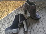 Zwarte laarsjes met hoge hakken Maat 40, Zwart, Onbekend, Ophalen of Verzenden, Onbekend