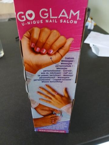 Nagellakset  beschikbaar voor biedingen