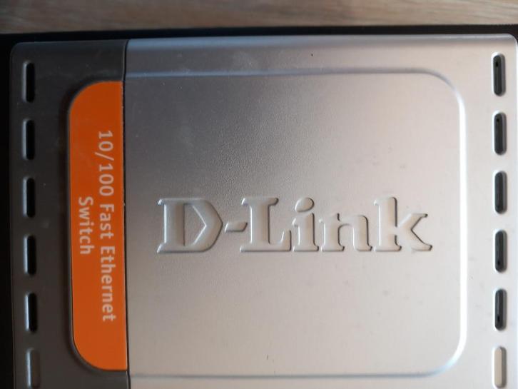 ethernet Dlink 10, Computers en Software, Netwerk switches, Verzenden
