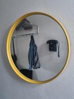 Vintage pieterman spiegel rond geel 70cm, Huis en Inrichting, Minder dan 100 cm, Rond, Gebruikt, Ophalen of Verzenden