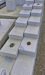 Betontrap, Doe-het-zelf en Verbouw, Ladders en Trappen, Ophalen, Zo goed als nieuw, 4 meter of meer