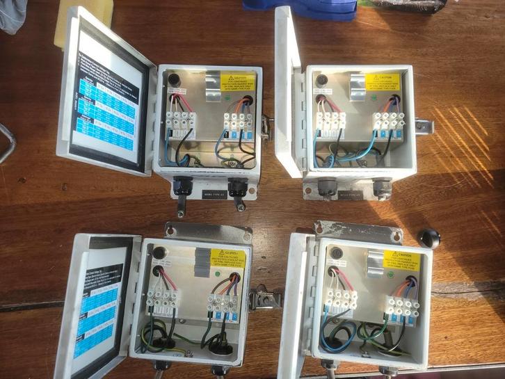 5x Pelco WCSI-3-8000 voedingstransformator – werkend verwijd, Doe-het-zelf en Verbouw, Elektra en Kabels, Gebruikt, Overige typen