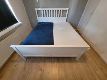 2 persoonsbed 200cm bij 160cm
