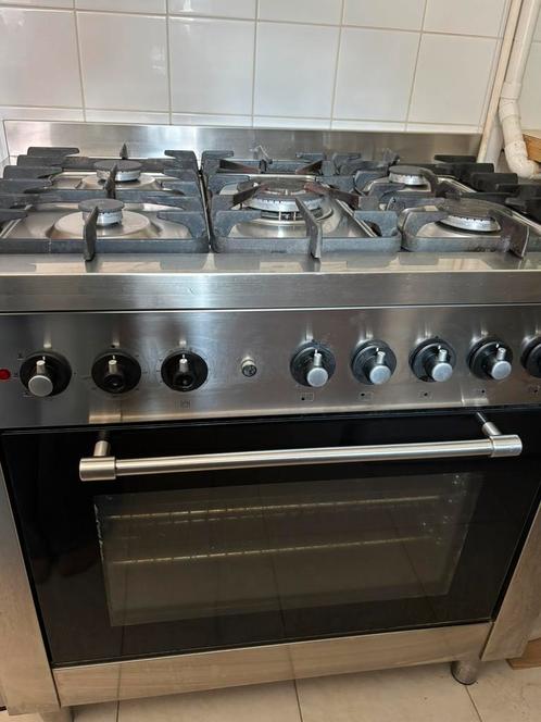 5-pits fornuis met oven Solitaire + Afzuigkap Bosch, Witgoed en Apparatuur, Fornuizen, Zo goed als nieuw, Vrijstaand, Gas, 4 kookzones