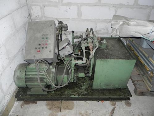 Zware hydraulische unit voor hefvloer/brug e.d, Doe-het-zelf en Verbouw, Gereedschap | Overige machines, Gebruikt, Ophalen