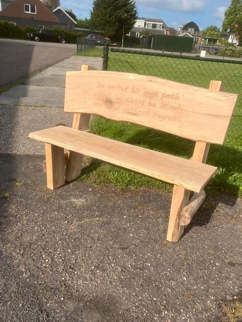 Tuin bankje massief eiken  boomstam bank op maat mogelijk, Tuin en Terras, Tuinbanken, Zo goed als nieuw, Hout, Ophalen