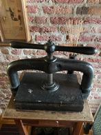 Antieke smeedijzeren pers, Antiek en Kunst, Antiek | Gereedschap en Instrumenten, Ophalen