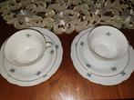Blauw gebloemd servies: 2 kop en schotels met gebaksbordje, Antiek en Kunst, Ophalen of Verzenden