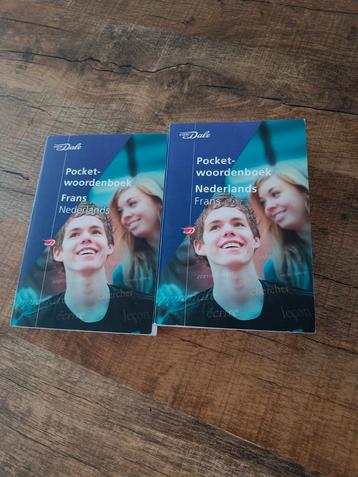 Van Dale Pocketwoordenboek Nederlands-Frans beschikbaar voor biedingen