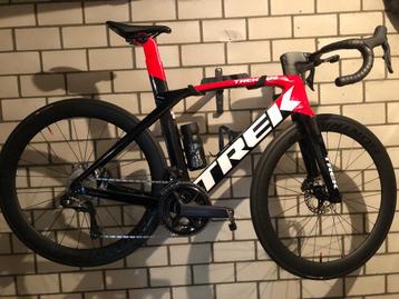 Te koop Trek Madone SLR7 gen.6 racefiets 54 cm beschikbaar voor biedingen