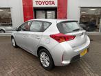 Toyota Auris 1.8 Hybrid Aspiration, Auto's, Gebruikt, 4 cilinders, Origineel Nederlands, Bedrijf