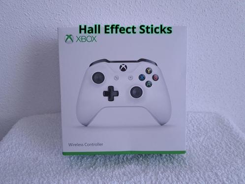 Xbox One S Robot White controller met Hall Effect Sticks, Spelcomputers en Games, Spelcomputers | Xbox | Accessoires, Gebruikt