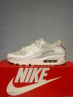 Maat 40,5 - Nike Air Max 90 Triple White, Kleding | Dames, Schoenen, Verzenden, Wit, Nike, Nike