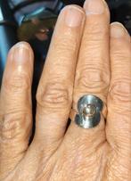 Vintage jaren 70 zilveren verstelbare bol ring
Gemarkeerd me, 18 tot 19, Ophalen of Verzenden, Zo goed als nieuw, Dame