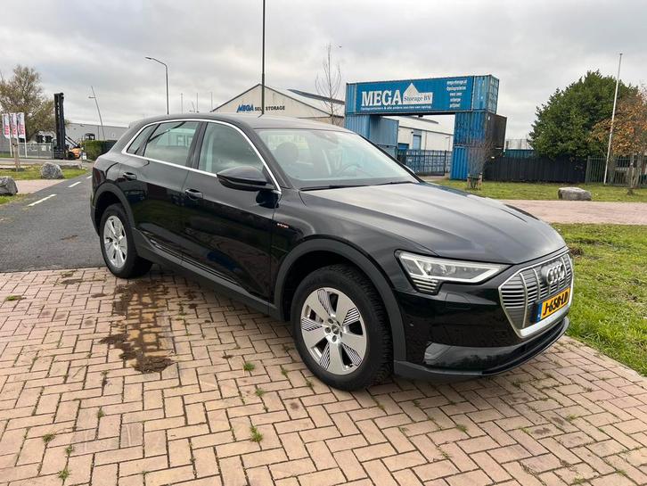 Audi e-tron 50 Quattro 313pk 2020 Zwart 68.000 km BTW auto, Auto's, Audi, Particulier, e-tron, 4x4, ABS, Airbags, Airconditioning